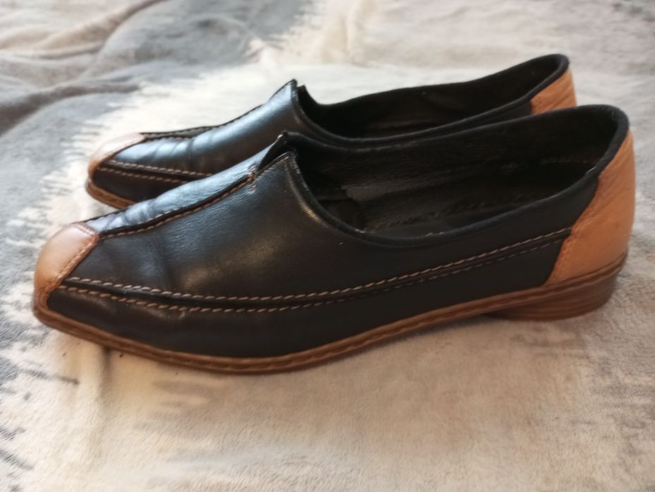 Fajne półbuty firmy Rieker