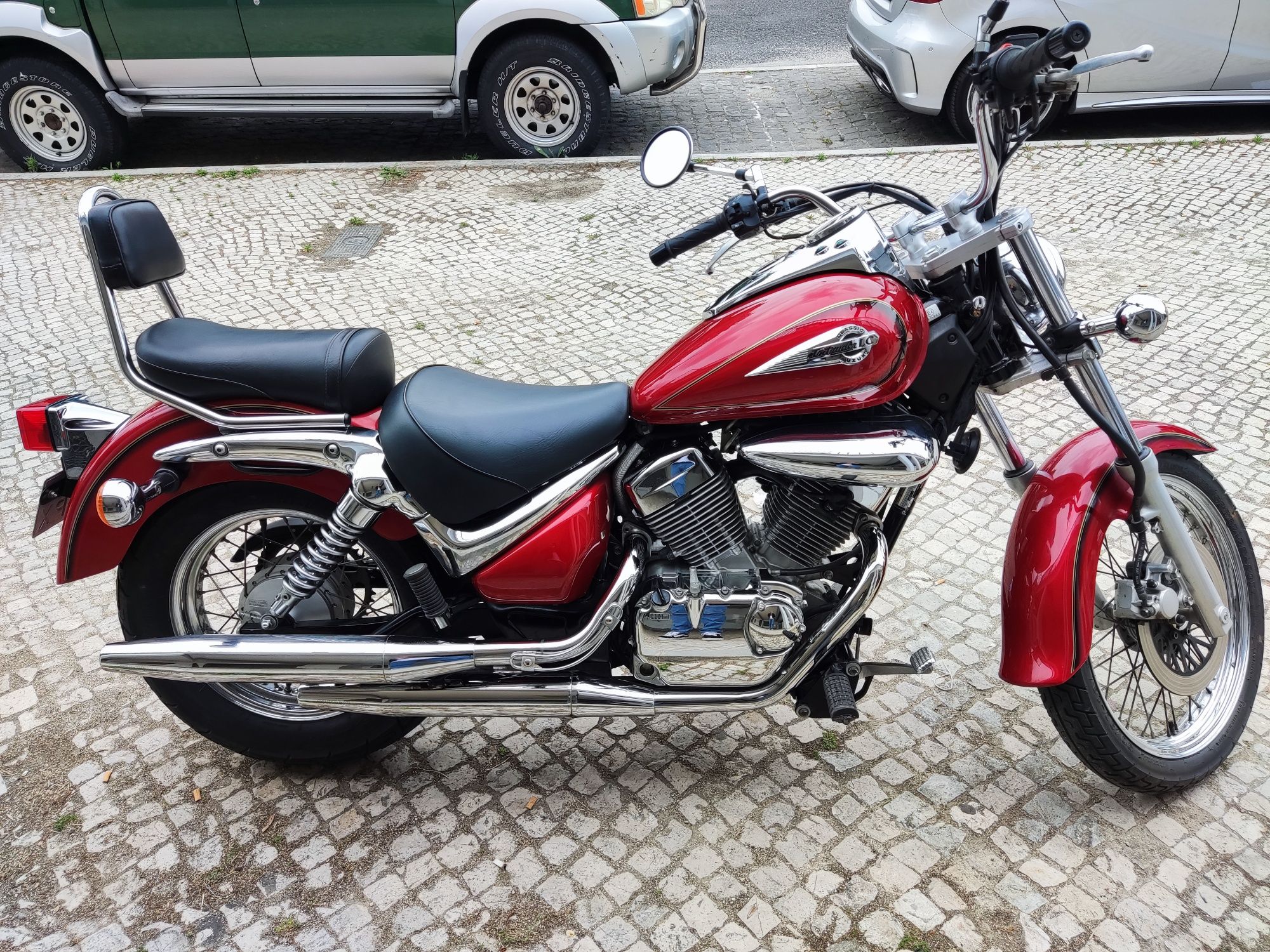 Suzuki intruder VL 250 lc