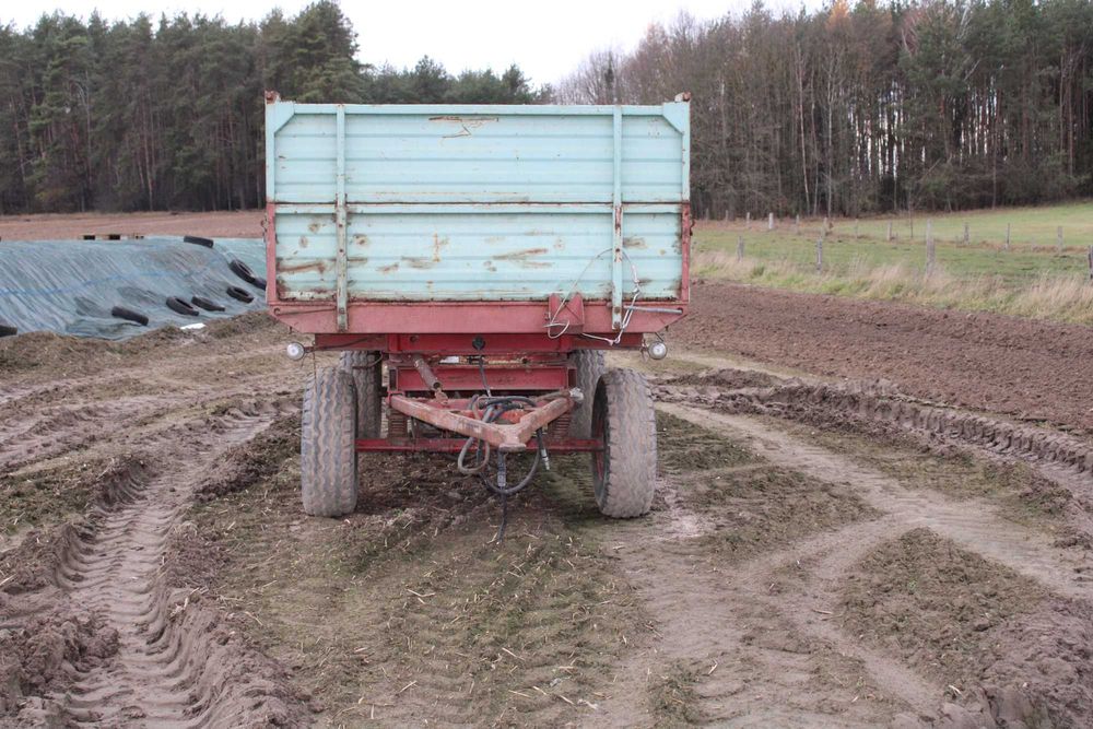 Przyczepa wywrotka 6 tonowa Czarna Białostocka