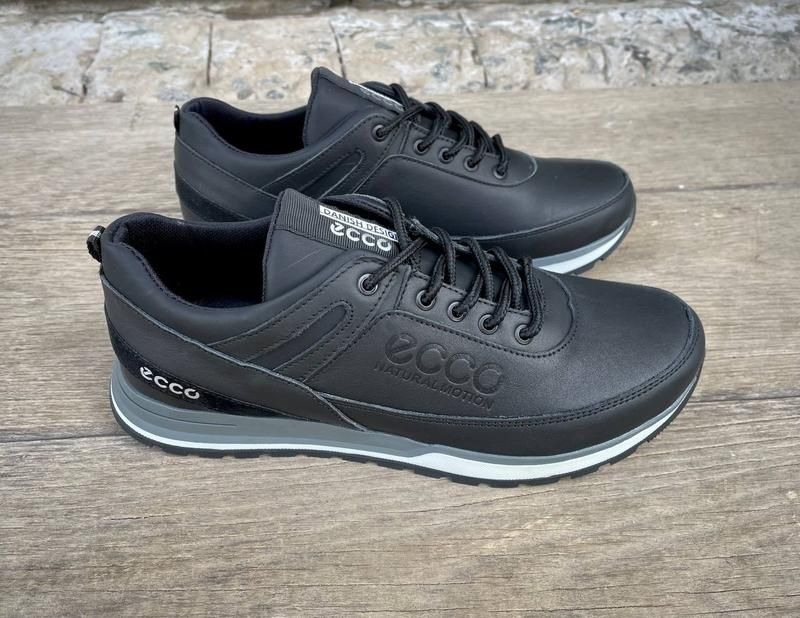 Кожаные кроссовки ЕККО 40-45 кожа
