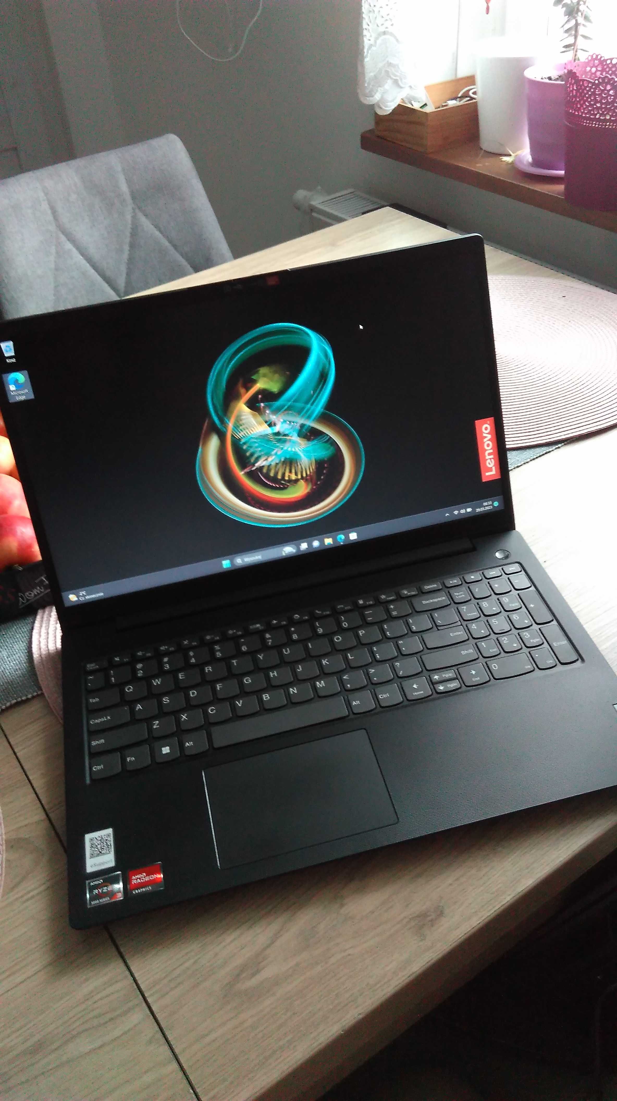 Laptop Lenovo V15 G2 ALC