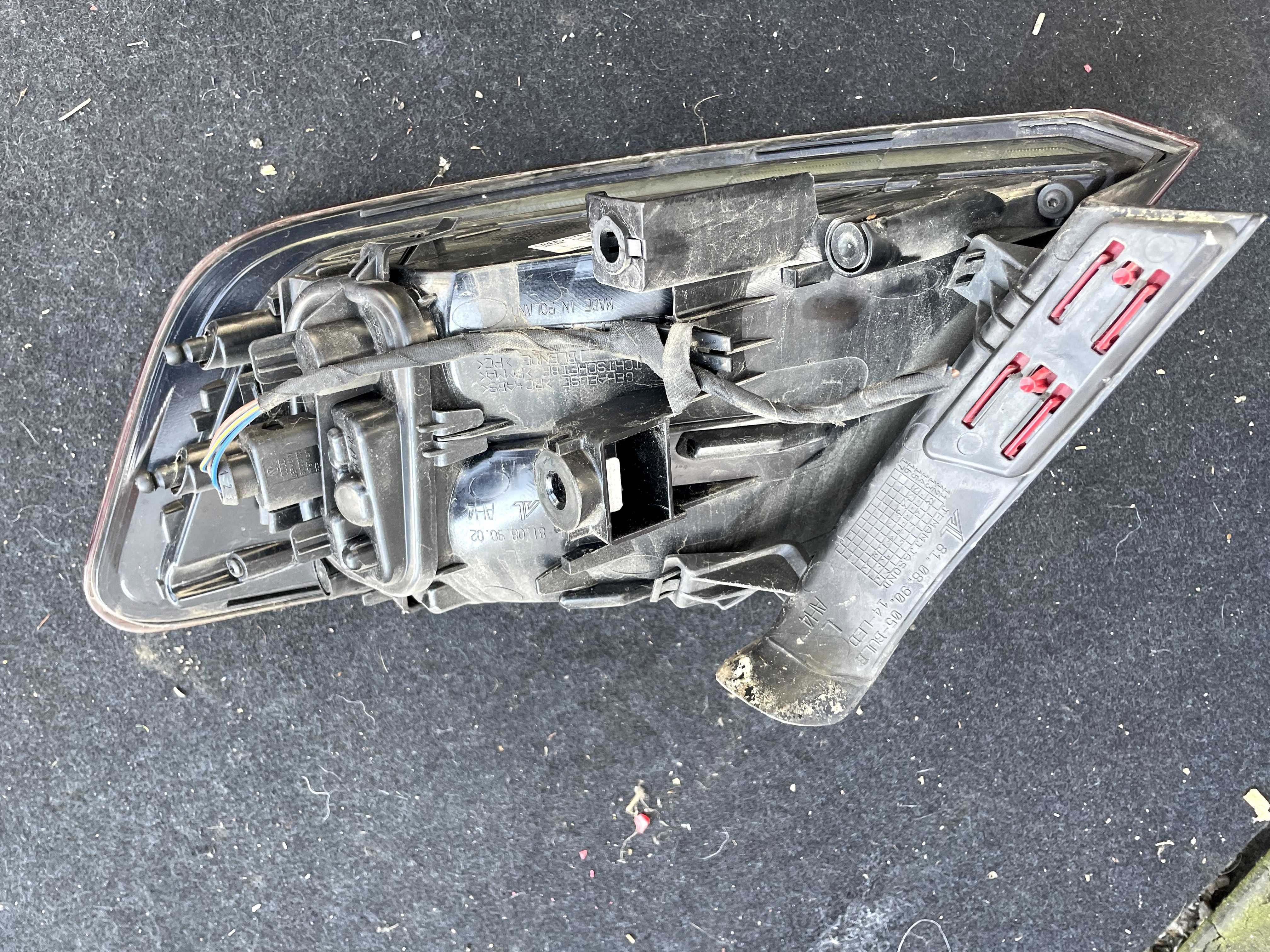 AUDI A3 8v SPORTBACK kompletna tylna lampa lewa  EUROPA