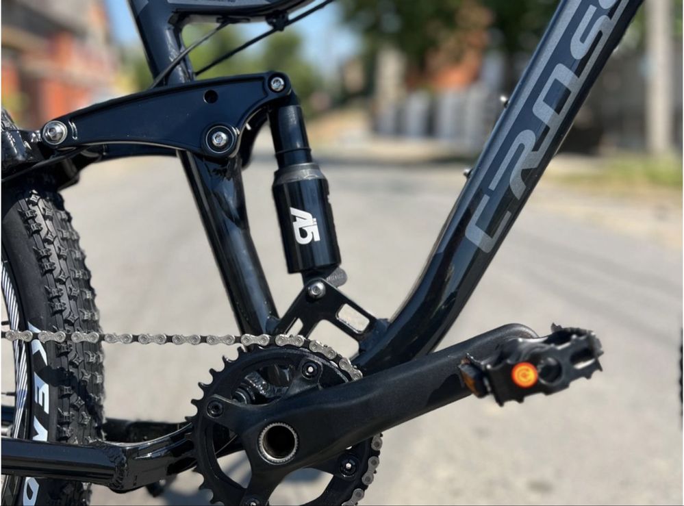 Crosser raptor bike