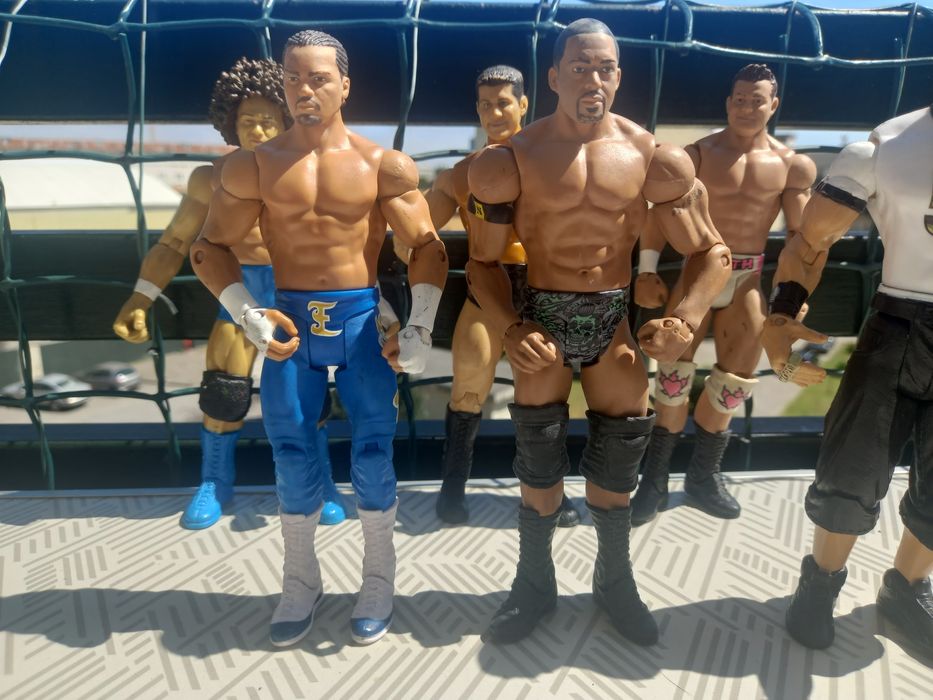 Conj 6 figuras WWE