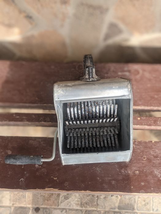 Мастерок для декору стін