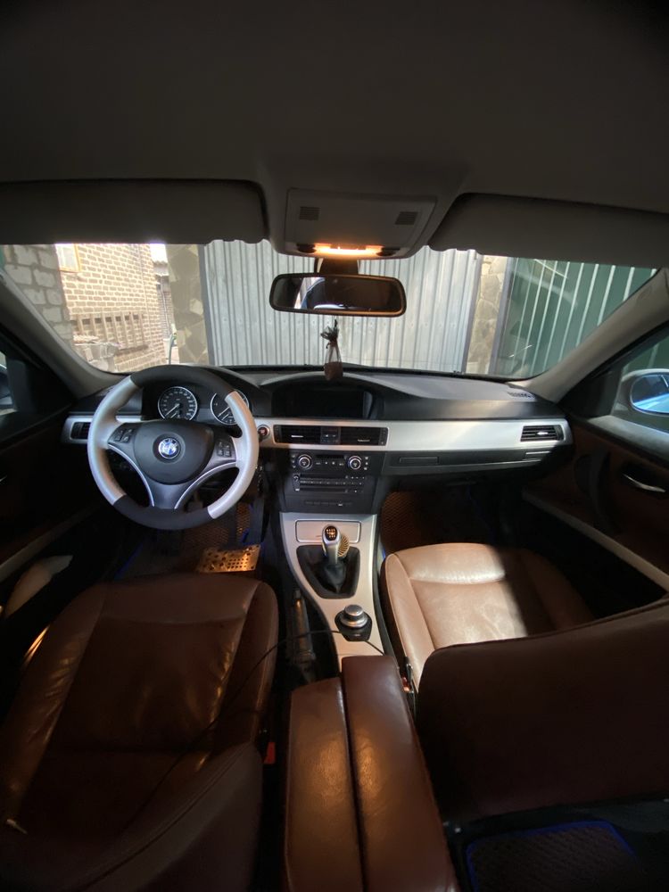 BMW E90•2007•2.0дизель турбо-классика драйва и стиля.