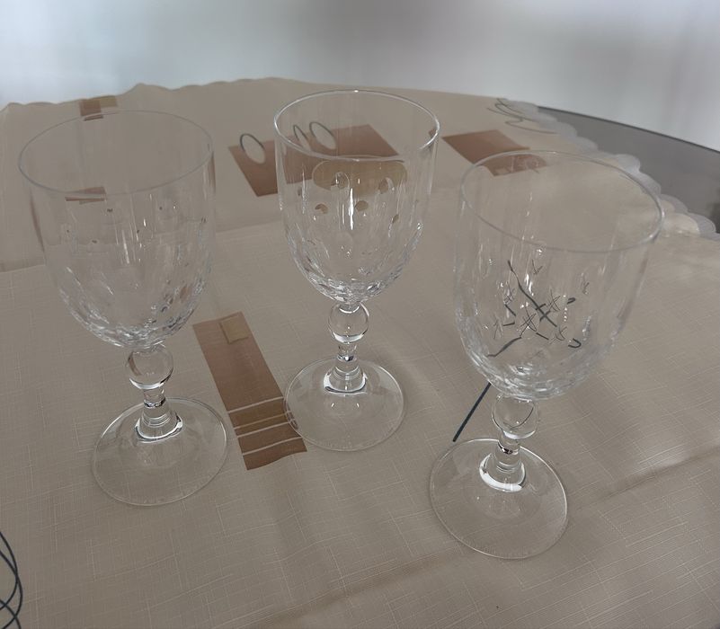 3 copos de cristal para vinho + 2 de oferta