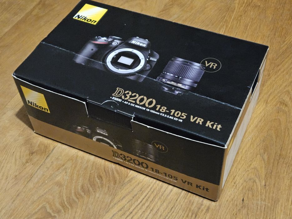 Aparat lustrzanka Nikon D3200 - stan jak nowy
