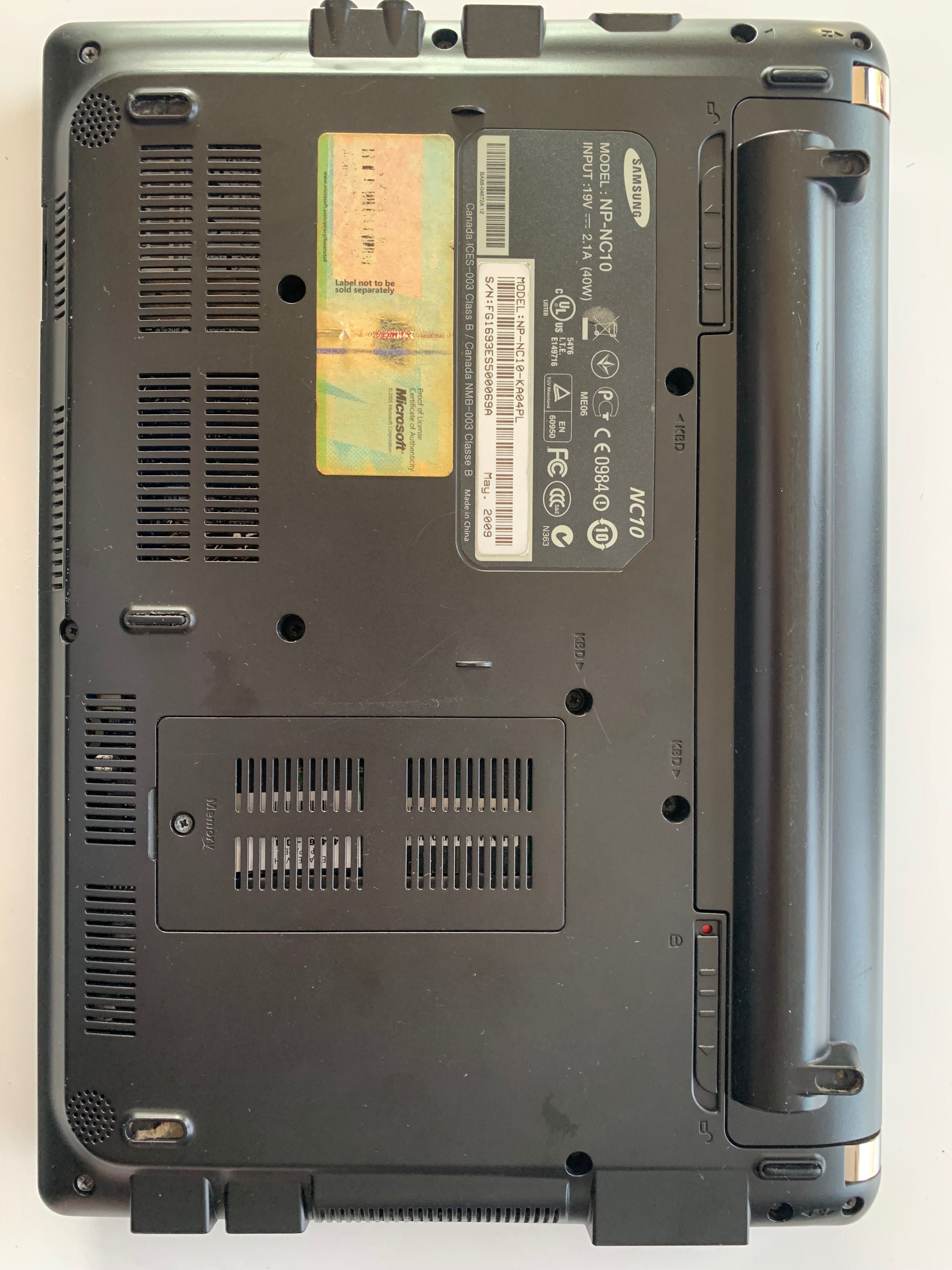 Mały laptop SAMSUNG NC10