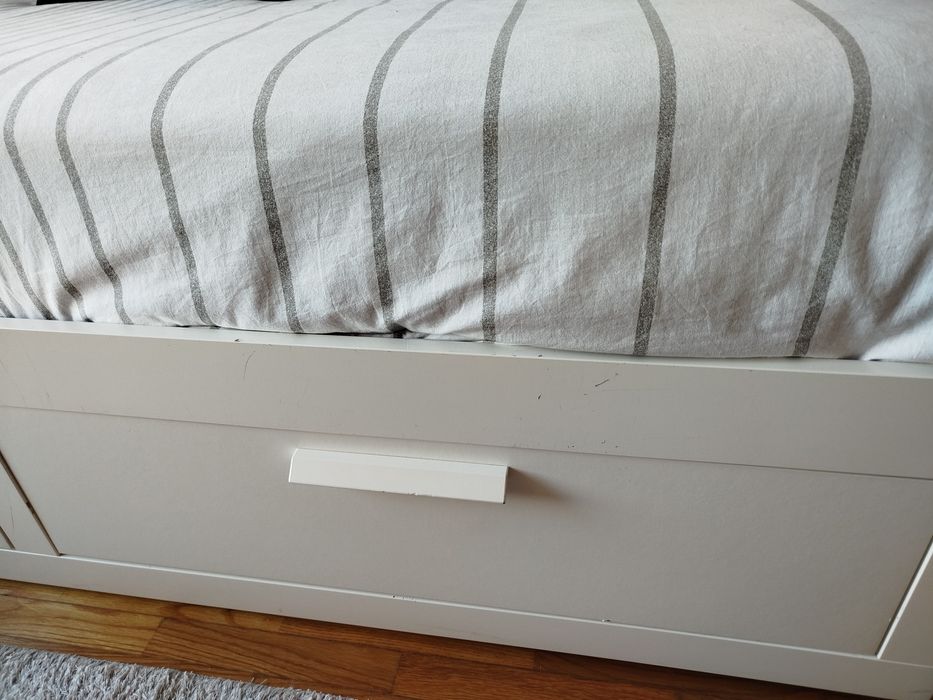 Cama Indv/dupla BRIMNES
Cama indiv/dupla c/2 gav, branco