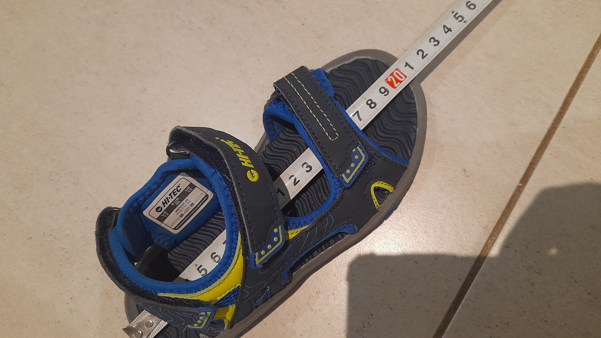 Sandały dziecięce firmy hi-tec rozmiar 30