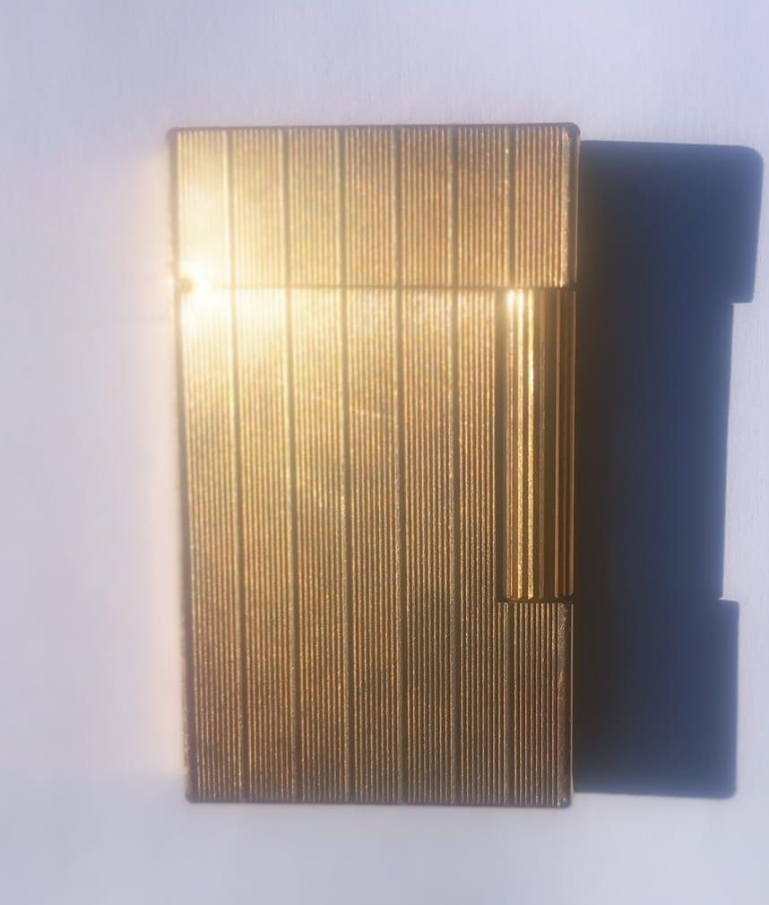 Isqueiro Dupont dourado