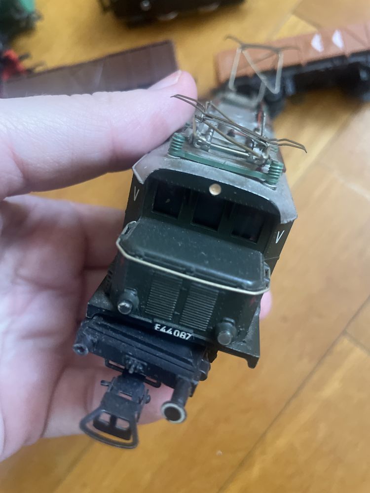 Kolejka Piko lokomotywa elektryczna E44087