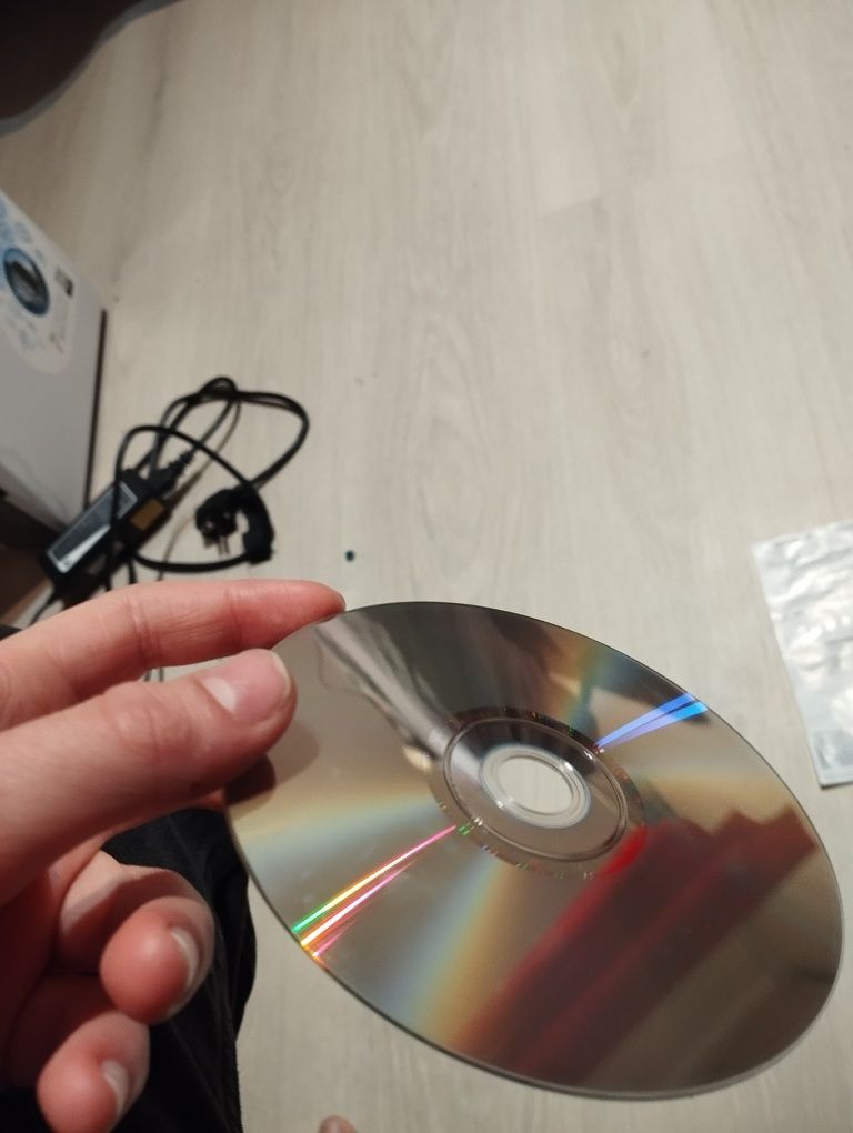 Sims 4 + dodatek star wars 2 płyty PL