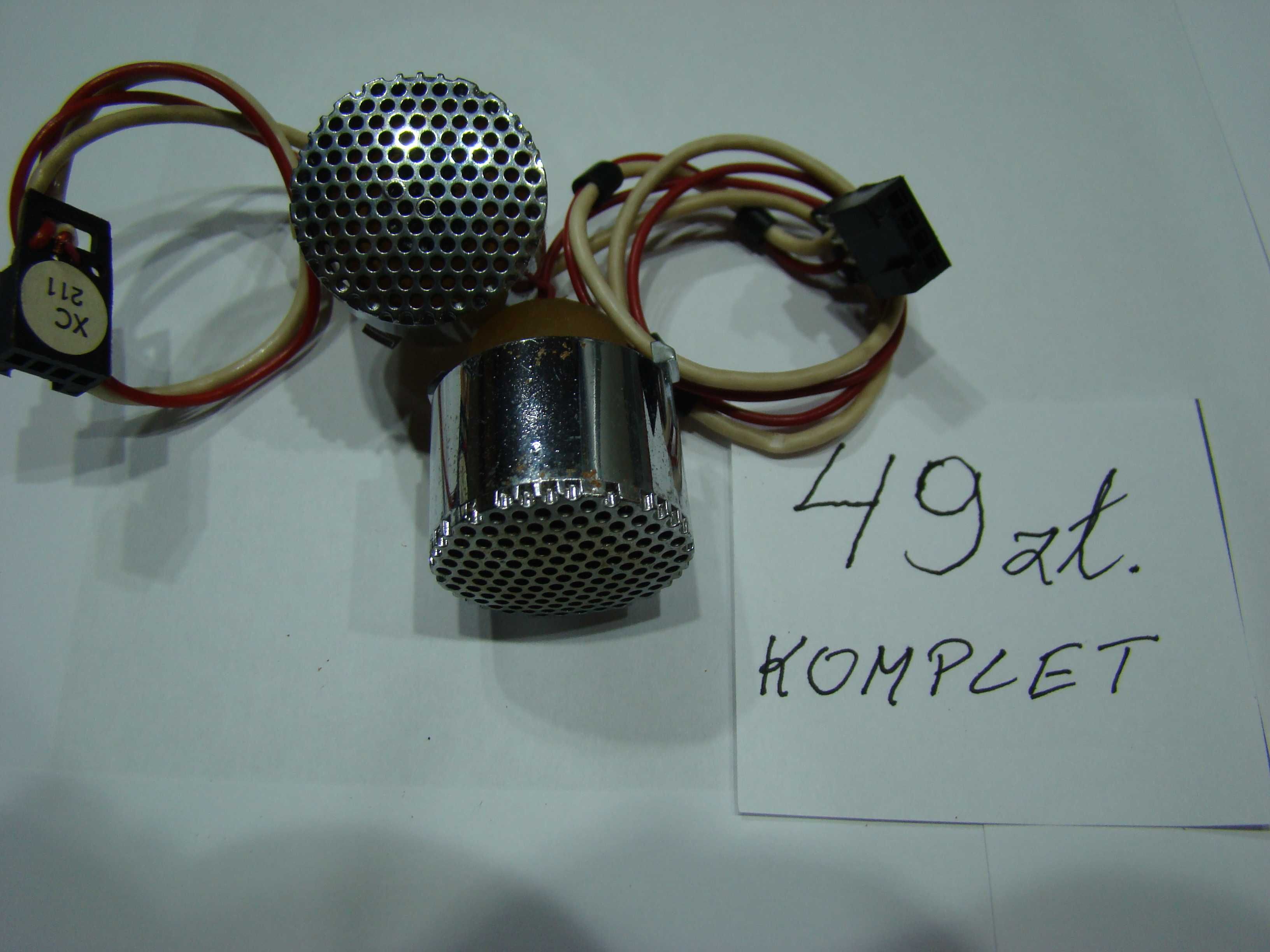 UNITRA DIORA CONDOR RM 820S  - gałki , przyciski, mikrofon, prowadnica