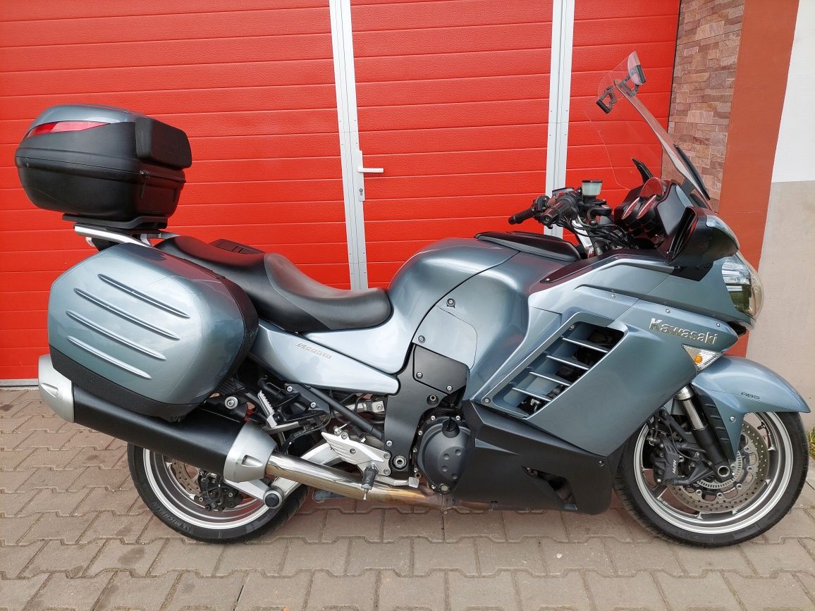 Kawasaki gtr 1400 abs