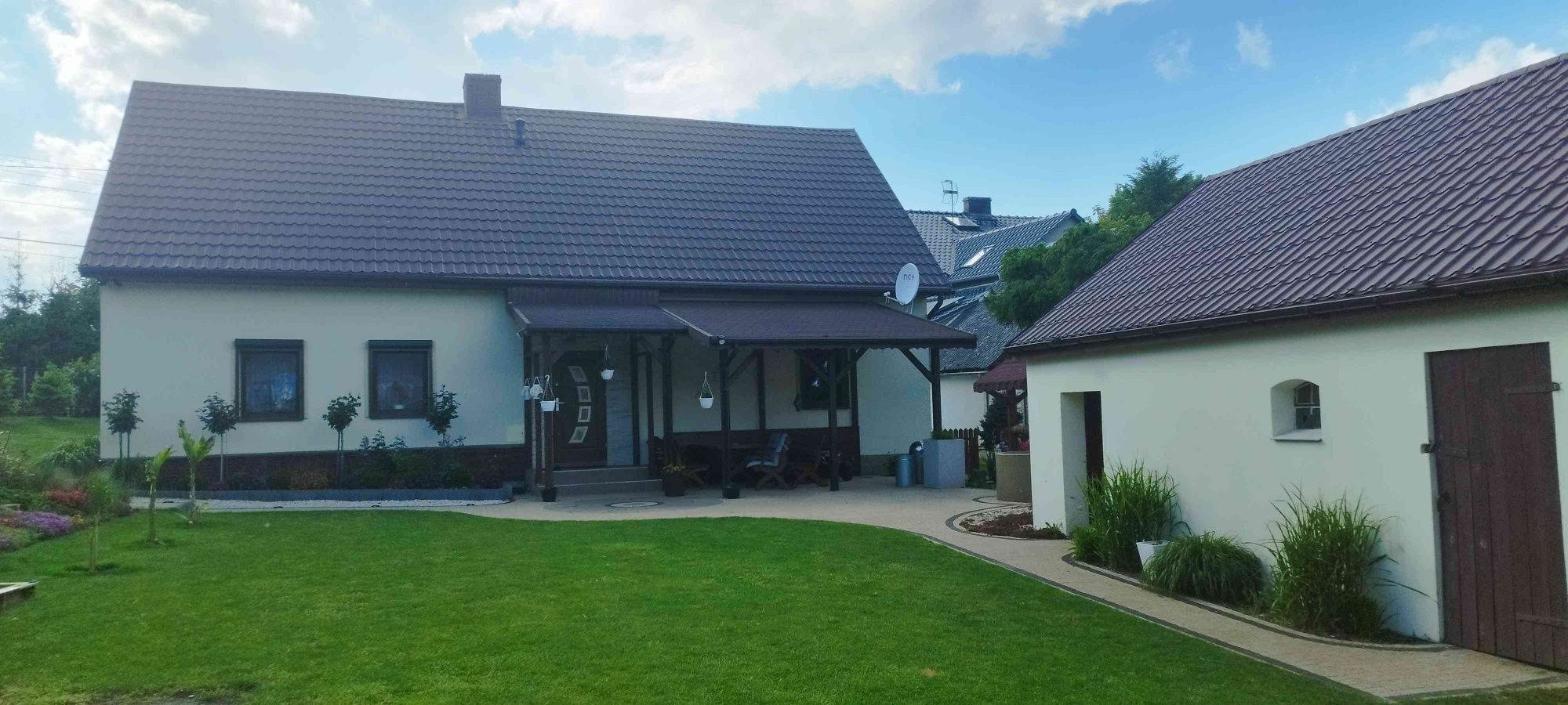Sprzedam dom z działką 13ar-gotowy do zamieszkania!