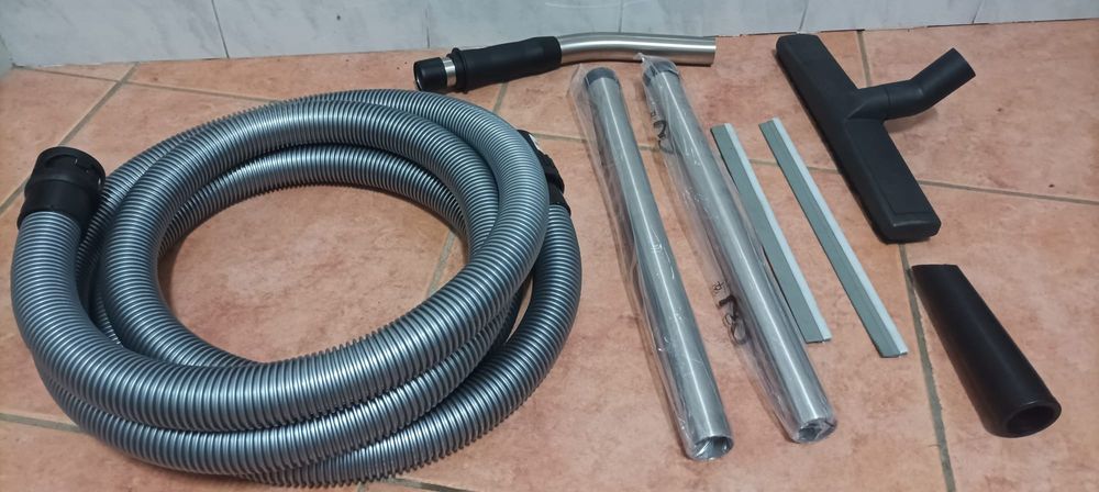 Aspirador Nilfisk IVB 9