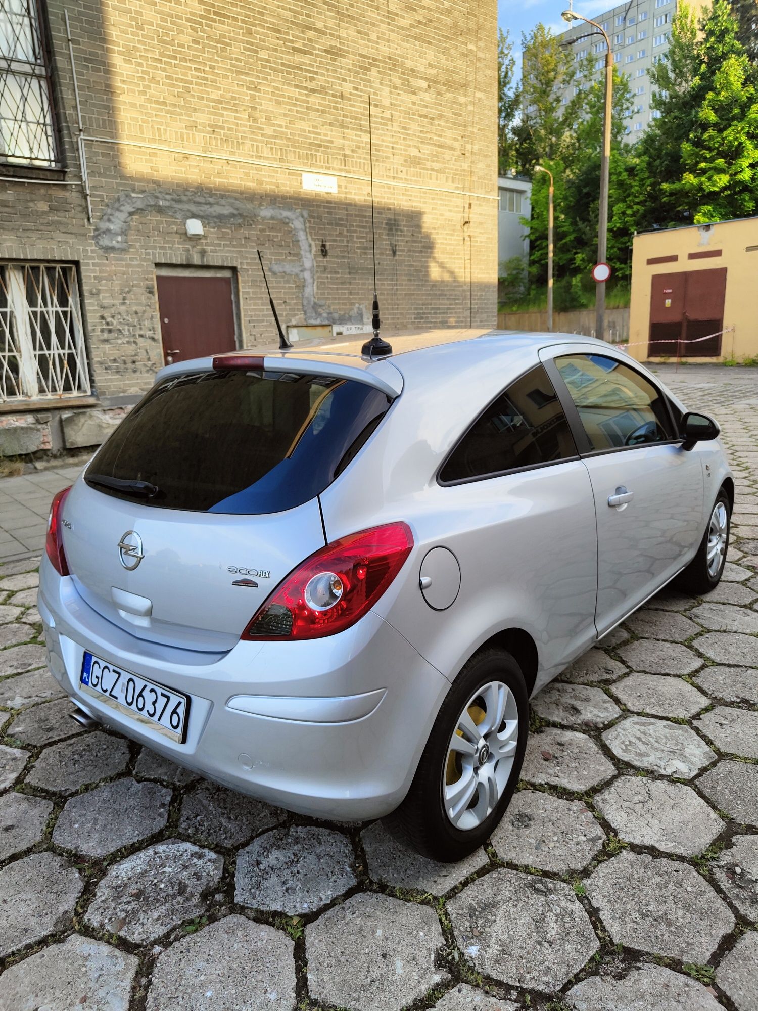 Opel Corsa rok 2012 lift poj 1.3cdti stan bdb