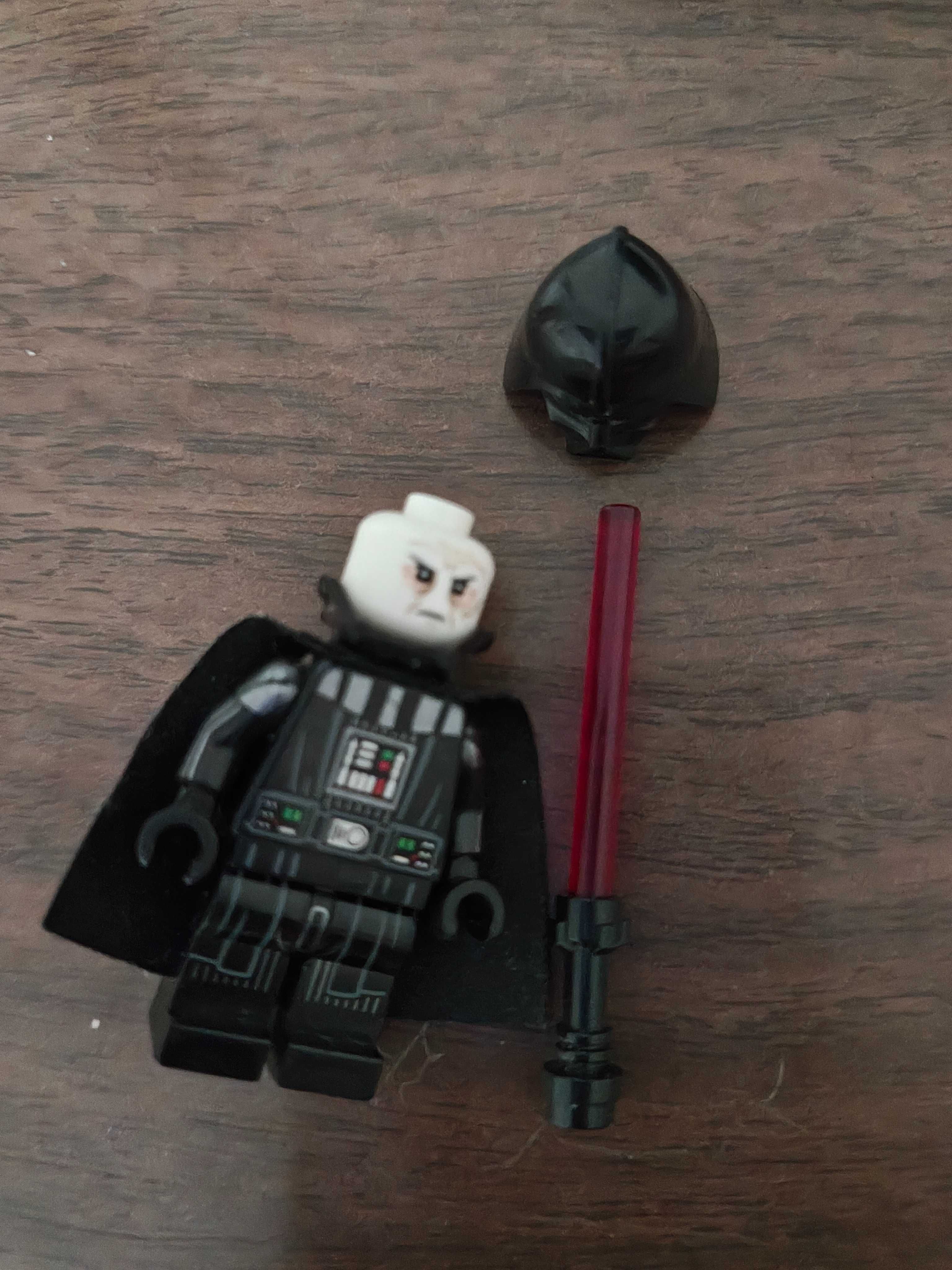 Figurka Darth Vader z swoim mieczem