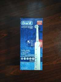 Дитяча електрична зубна щітка Oral-B Junior Smart D601.513.3