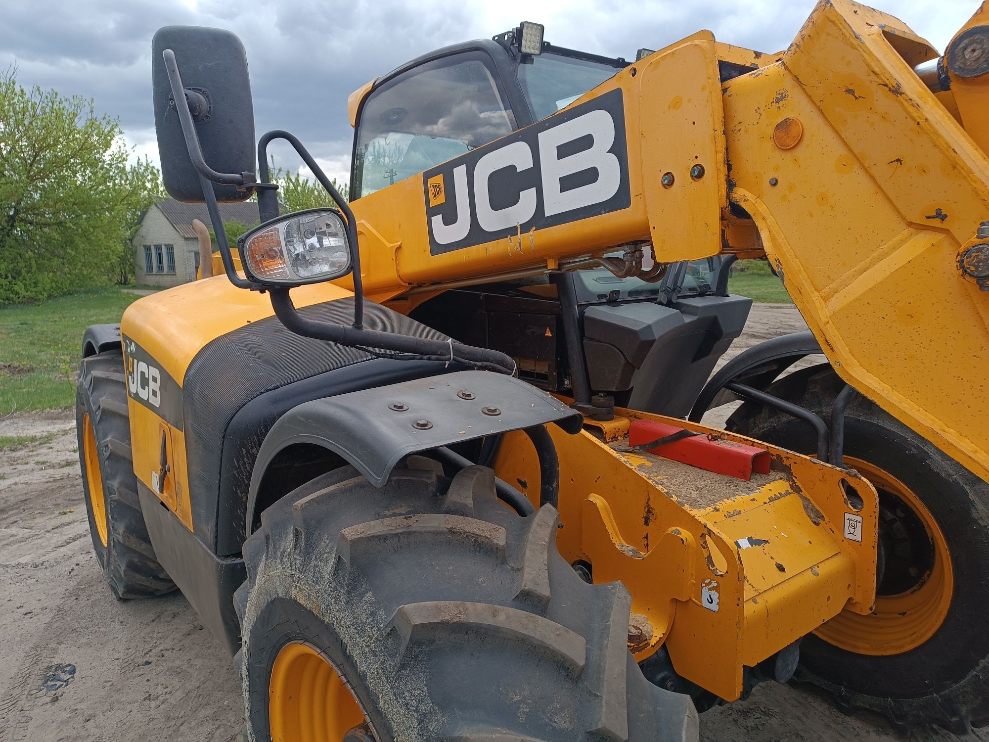 Продам JCB 531-70Agri