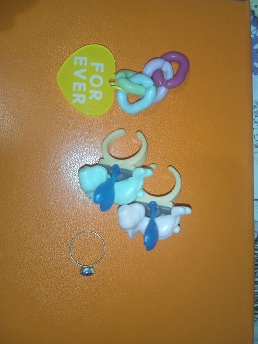 Віддам Безкоштовно для Дитини Дівчинки.