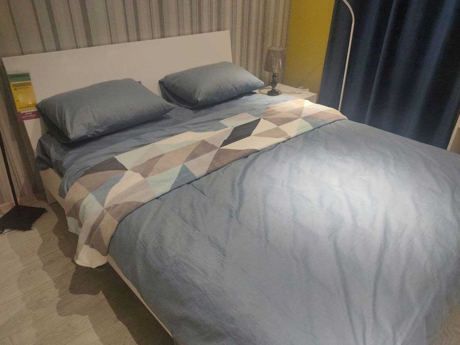 Ліжко двоспальне