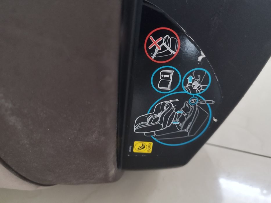 Fotelik samochodowy bez bazy