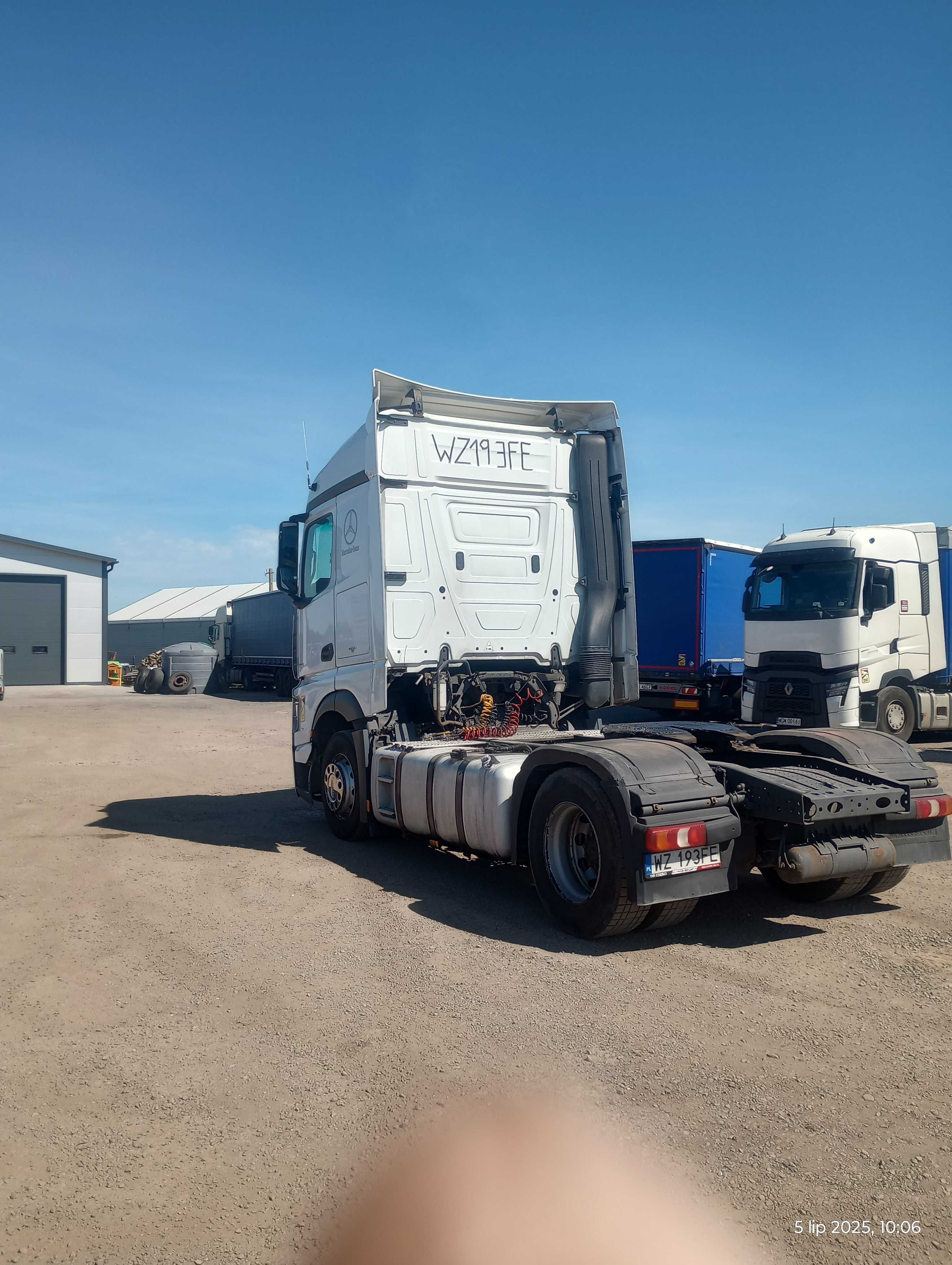 Mercedes Actros Mp4 1845