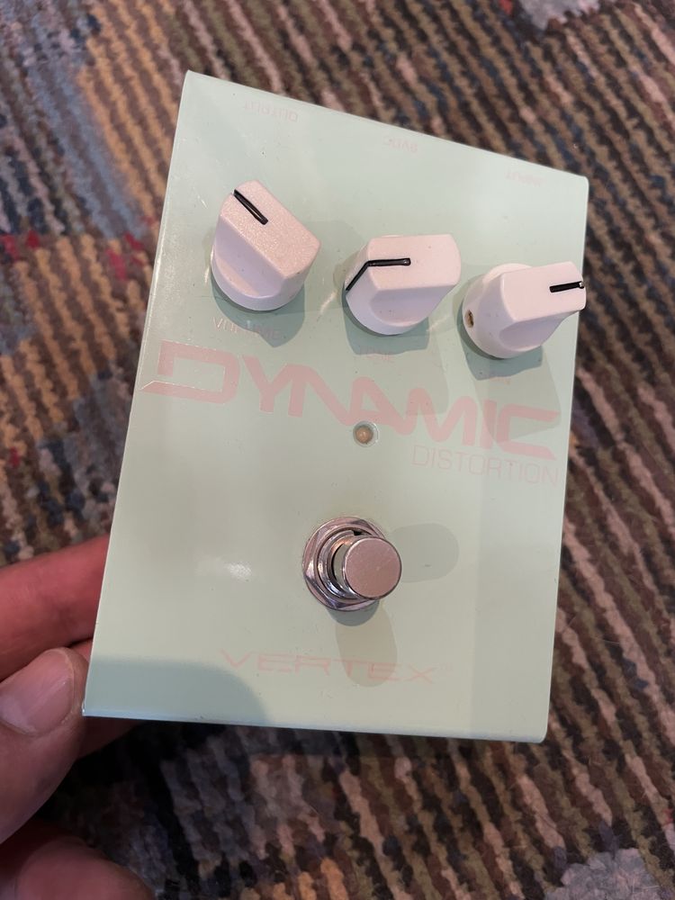 Vertex Dynamic Distortion