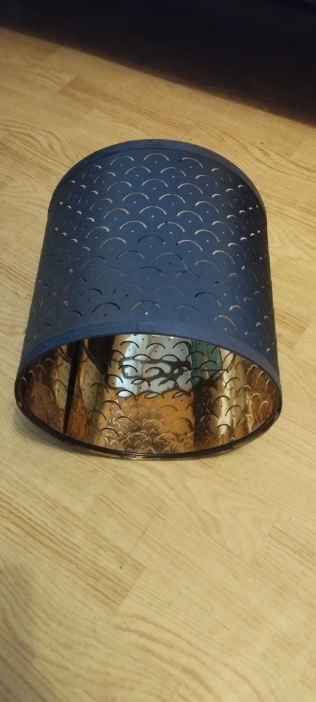 Klosz do lampy abażurowy.