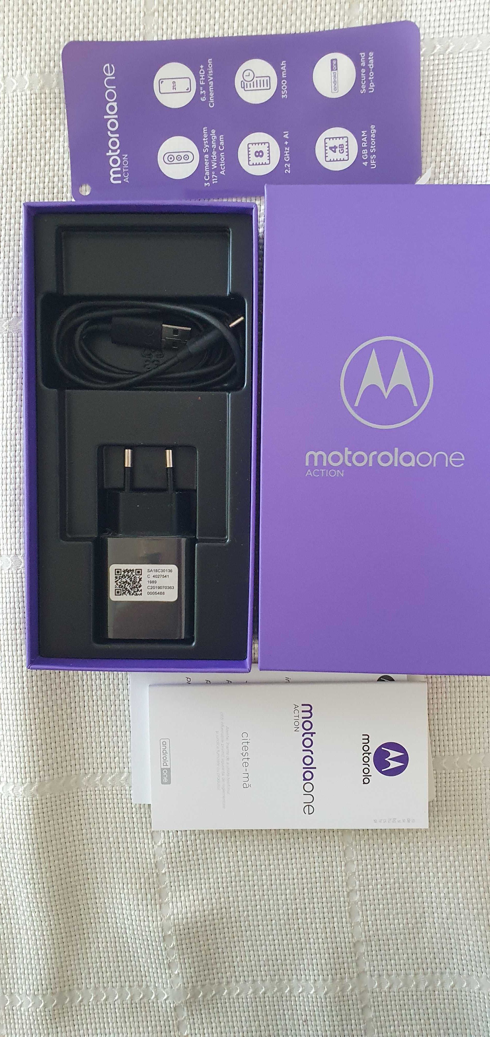 Smartfon Motorola One Action XT 2013-2- komplet w oryginalnym pudełku