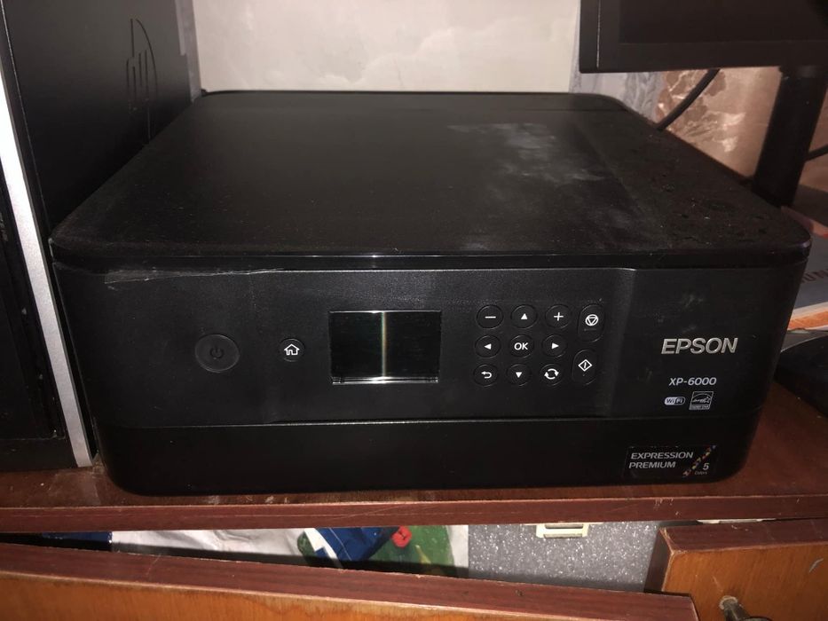 Продаю в комплекті комп'ютер,системнік, принтер все працює