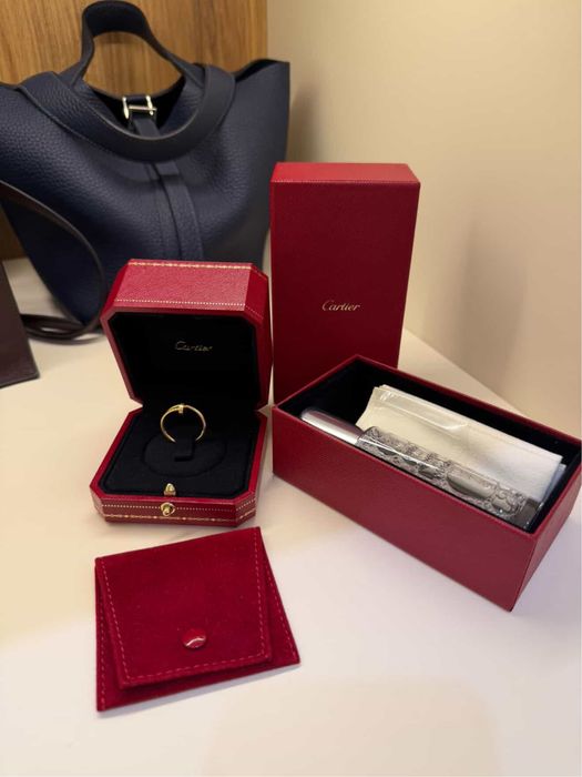 Кольцо Cartier just in clou