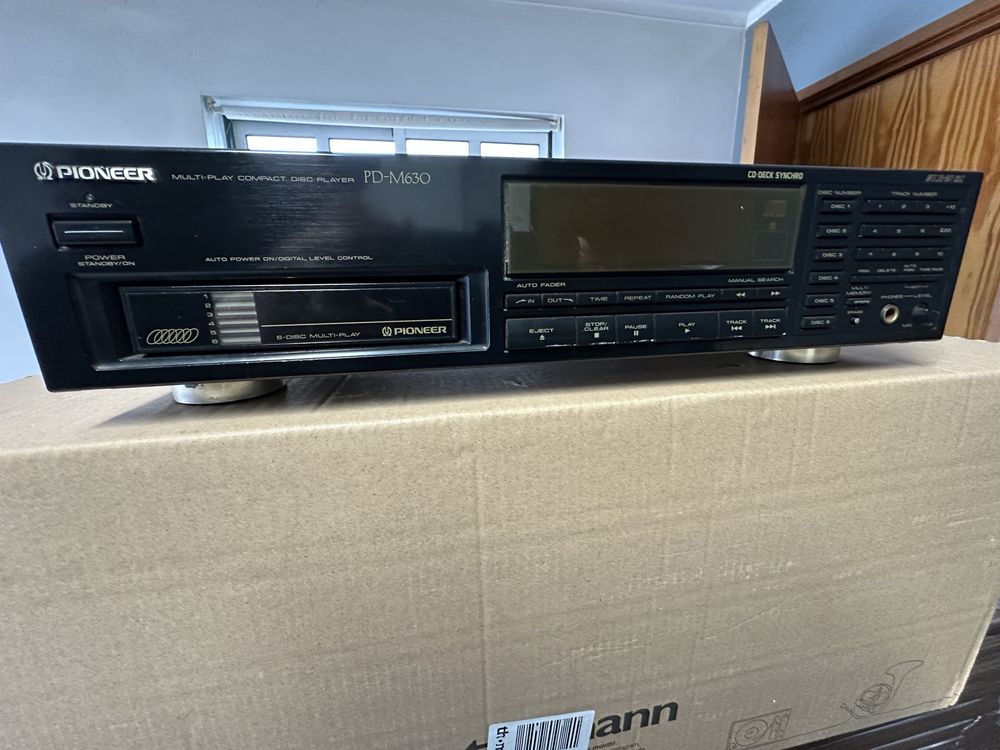Leitor de CDs Pioneer PD-M630 com Gaveta para 6 Discos