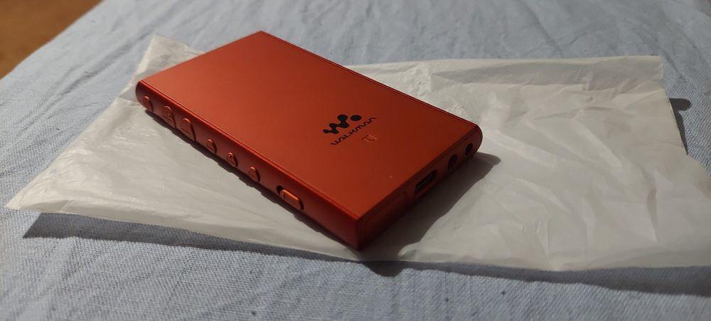 Аудіо плеєр Sony NW 105