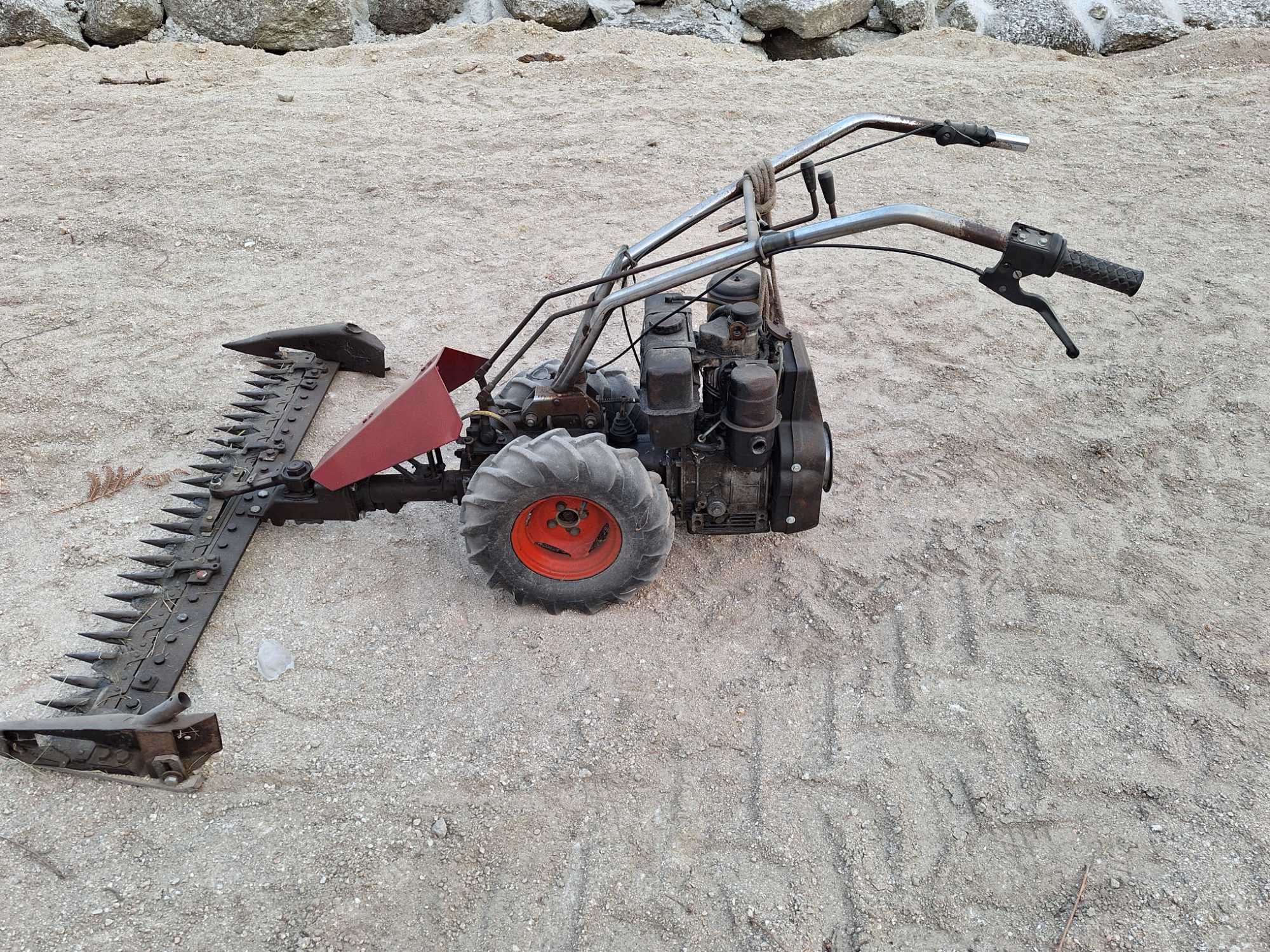 Vendo moto ceifeira de pente a disel