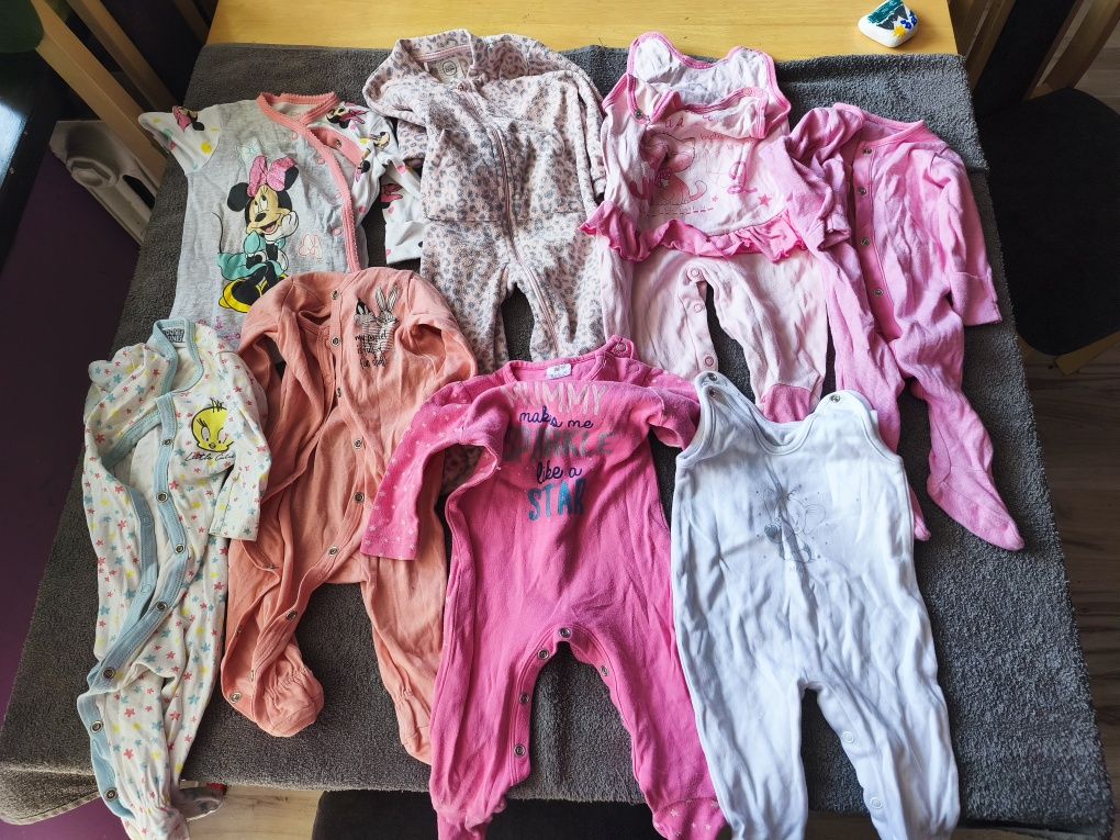 Zestaw ubranek dla dziewczynki rozmiar 62,68