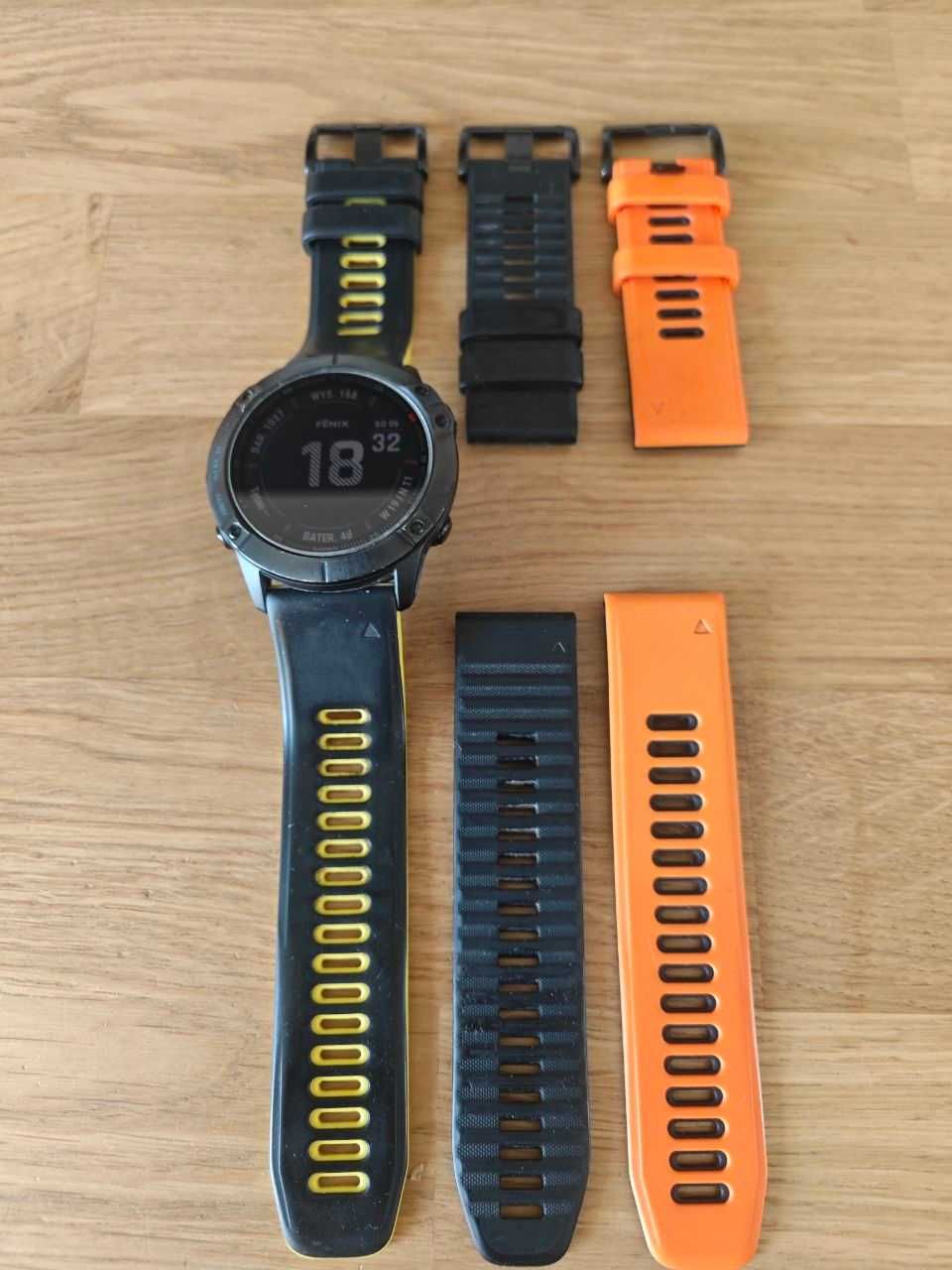 Garmin Fenix 6X Pro + 3 komplety pasków