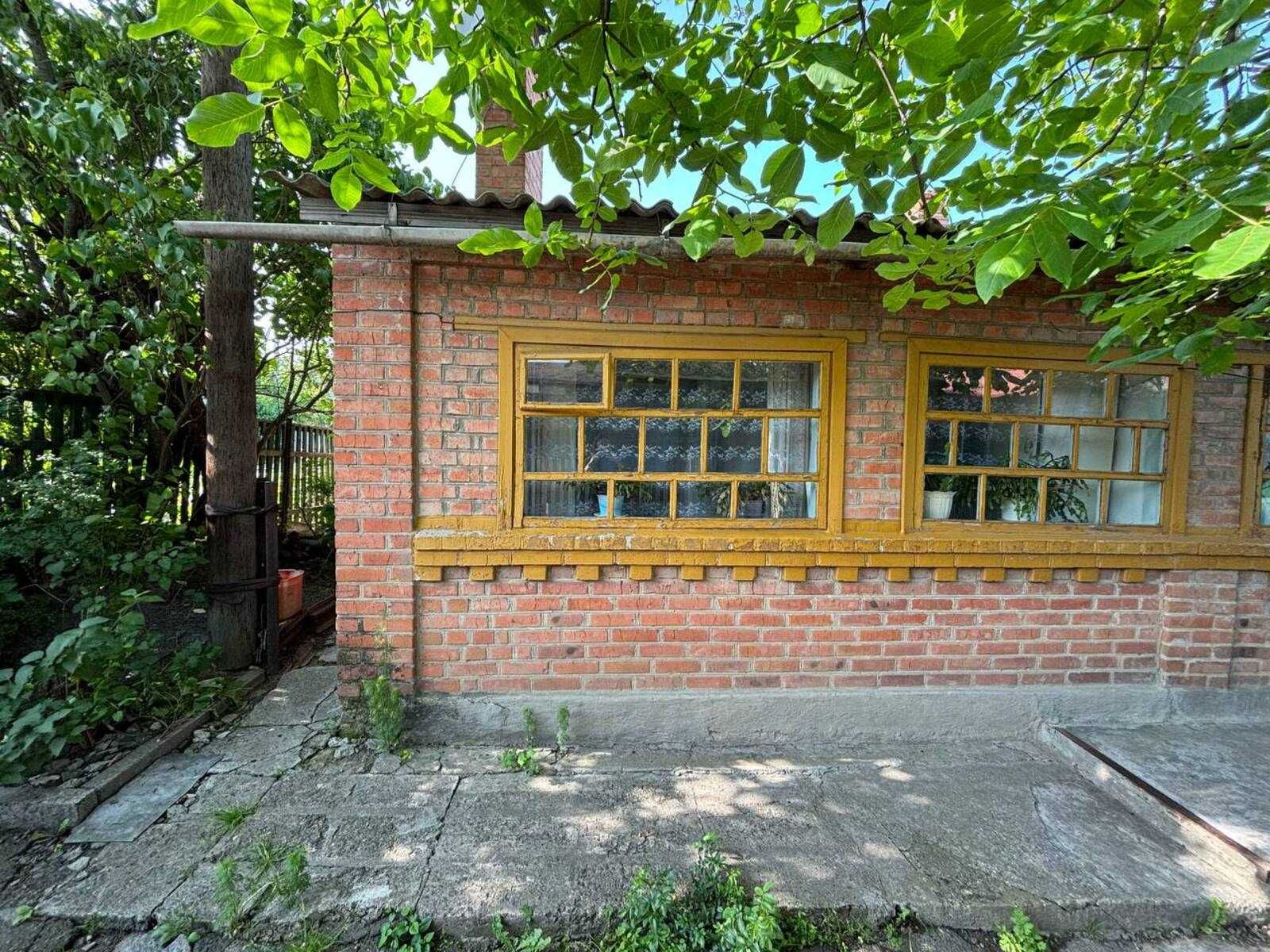 Продаж 2 - кімнатного частини будинку по вулиці Івана Богуна