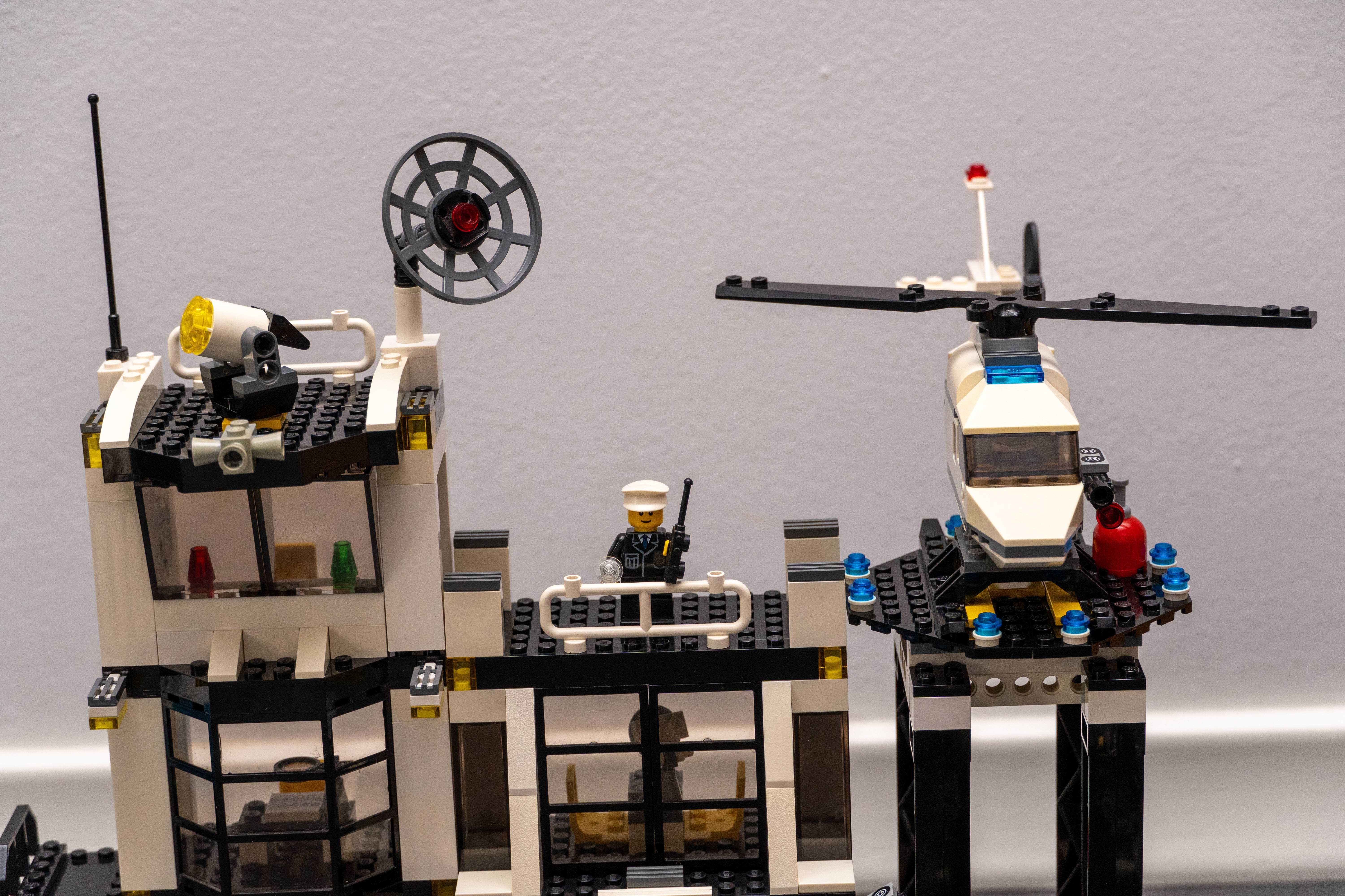 LEGO 7237 City Posterunek Policji