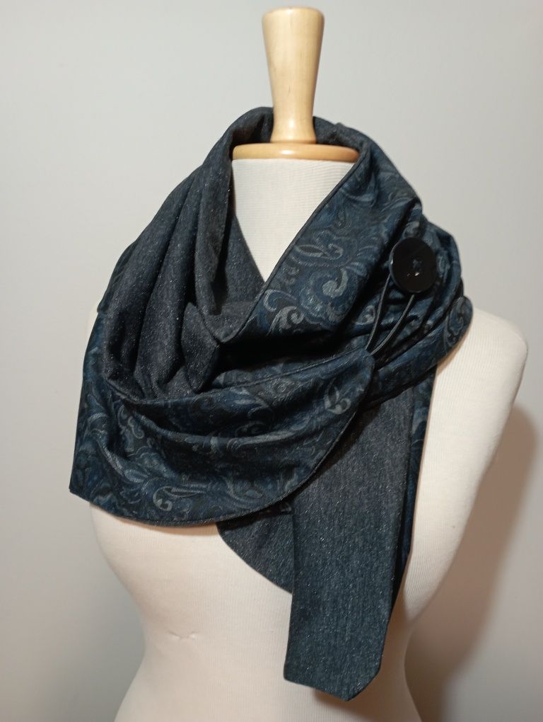 Szal, szalik z guzikiem, handmade