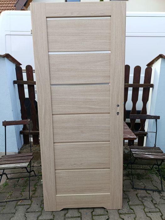 Drzwi 80 łazienkowe prawe