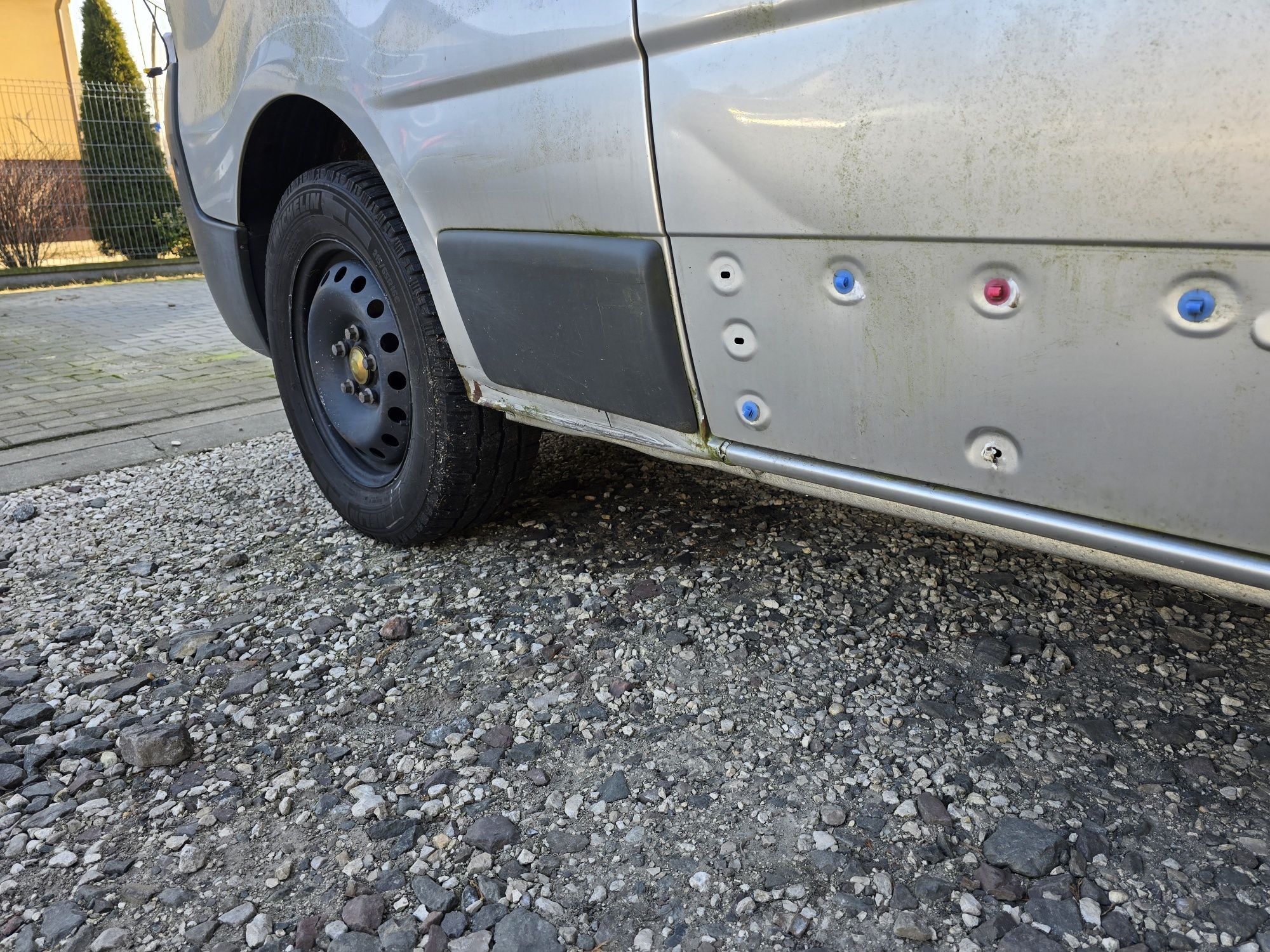 Puste nadwozie  renault trafic vivaro primastar