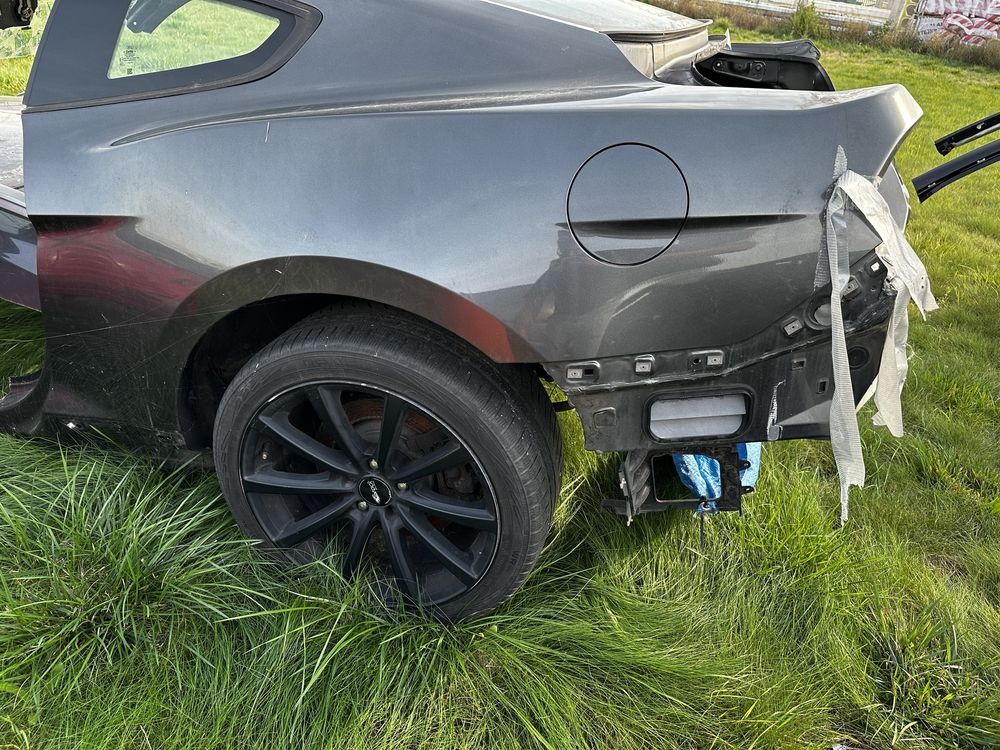 Ford Mustang 15- cwiartka lewa prawa pas tylny dach okazja