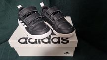 Buty sportowe dla dziecka Adidas