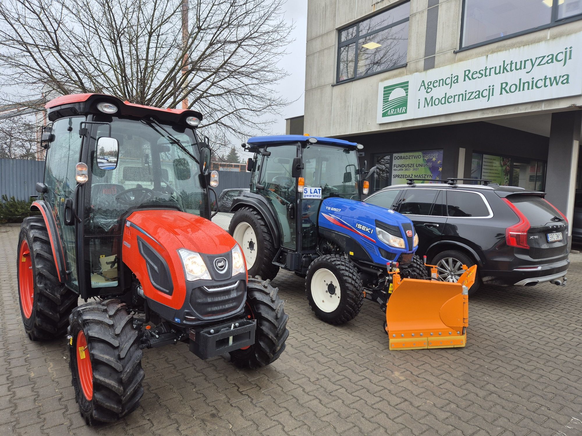 Ciągnik sadowniczy Kioti DK6020CN  gwarancja 7 lat