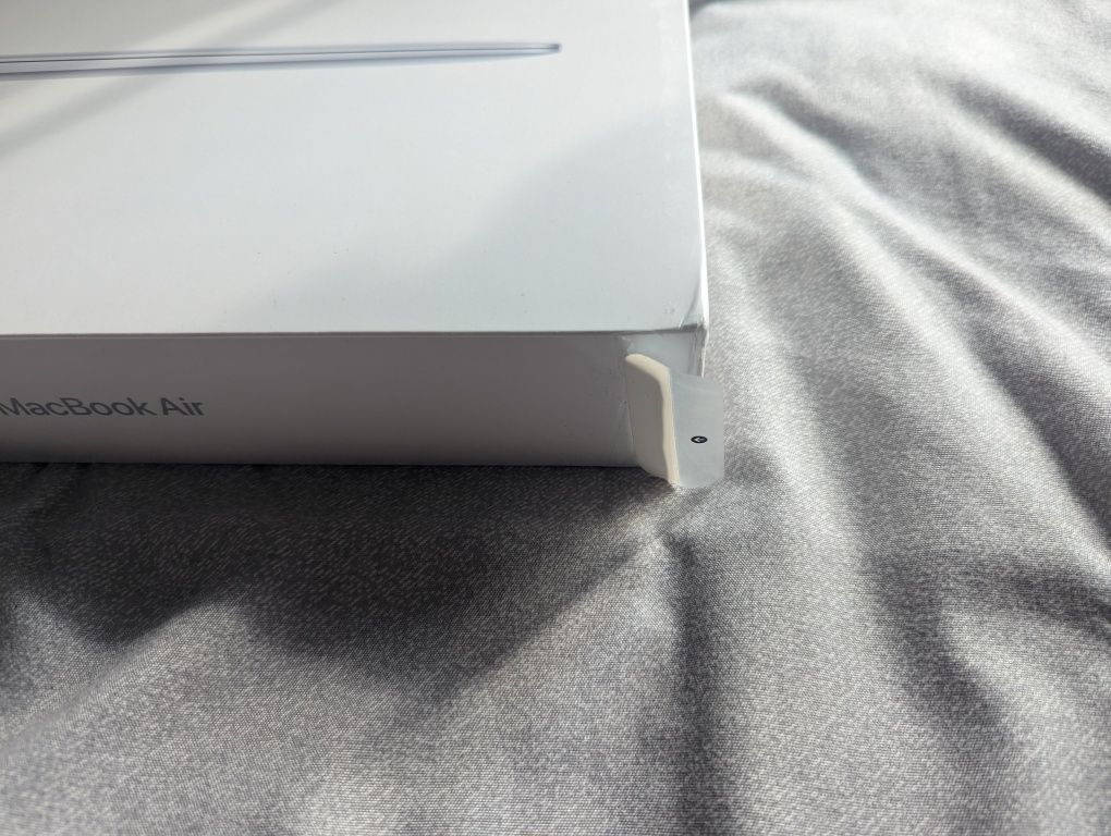 Ноутбук Apple MacBook Air 2020 M1/8-256gb/USA Состояние 9/10 
Полность