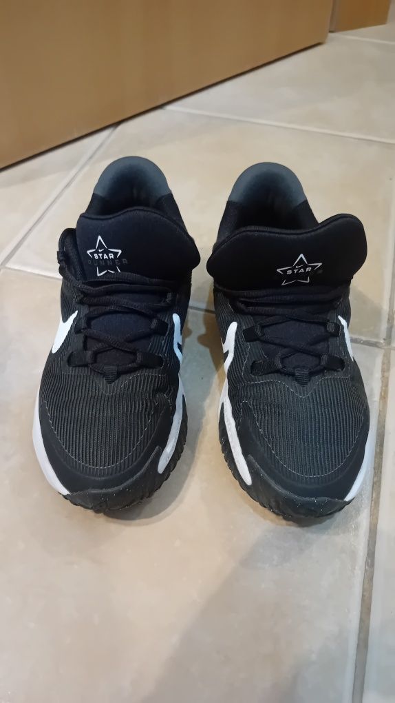 Nike Star Runner 36.5 usados